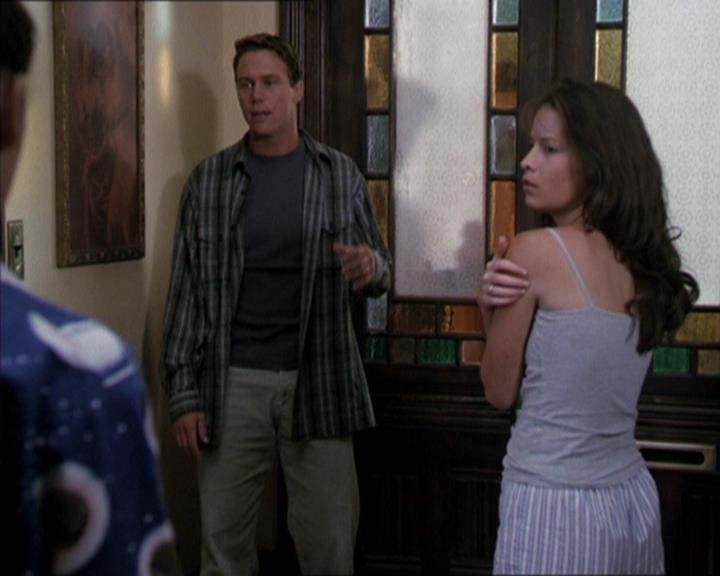 Charmed-Online-dot-net_208P3H201162.jpg