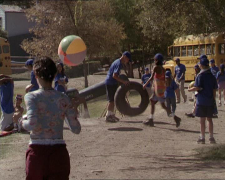 Charmed-Online-dot-net_208P3H201287.jpg