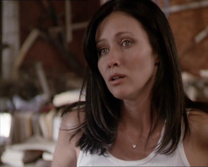 Charmed-Online-dot-net_208P3H201337.jpg