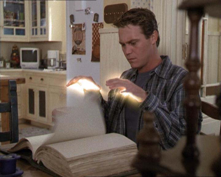 Charmed-Online-dot-net_208P3H201421.jpg