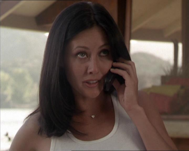 Charmed-Online-dot-net_208P3H201550.jpg
