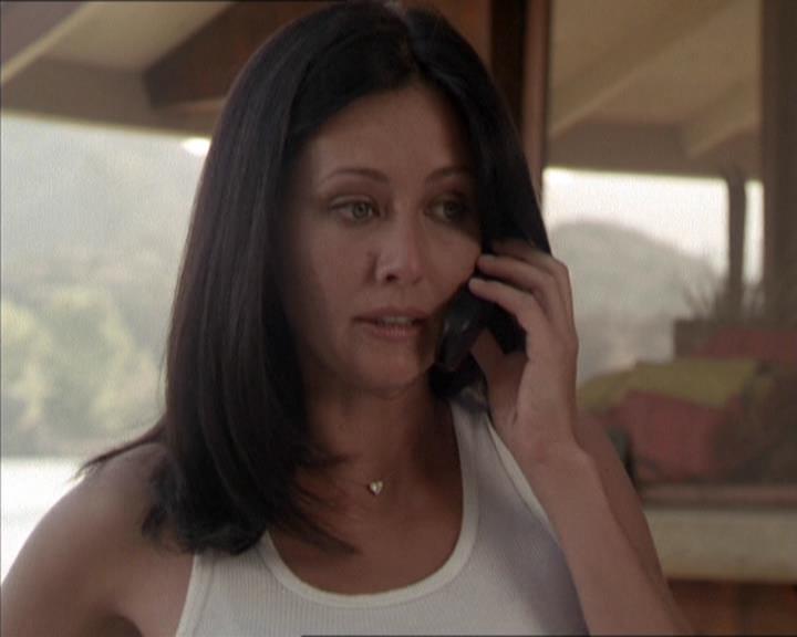 Charmed-Online-dot-net_208P3H201551.jpg