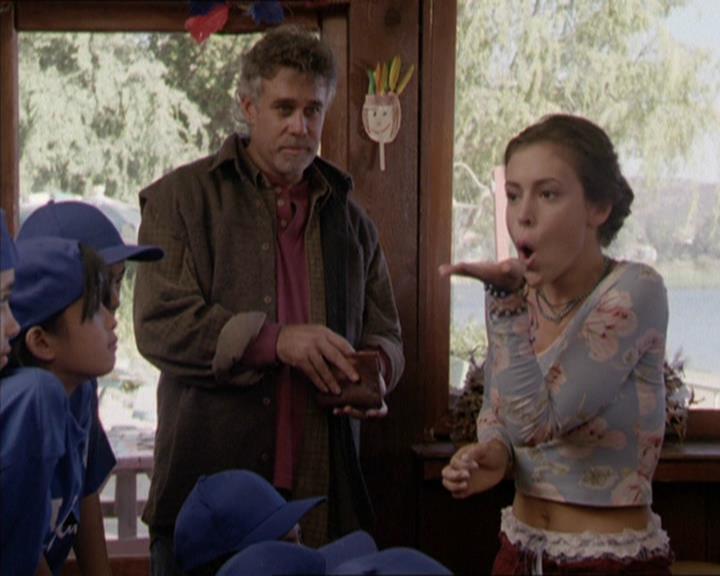 Charmed-Online-dot-net_208P3H201582.jpg