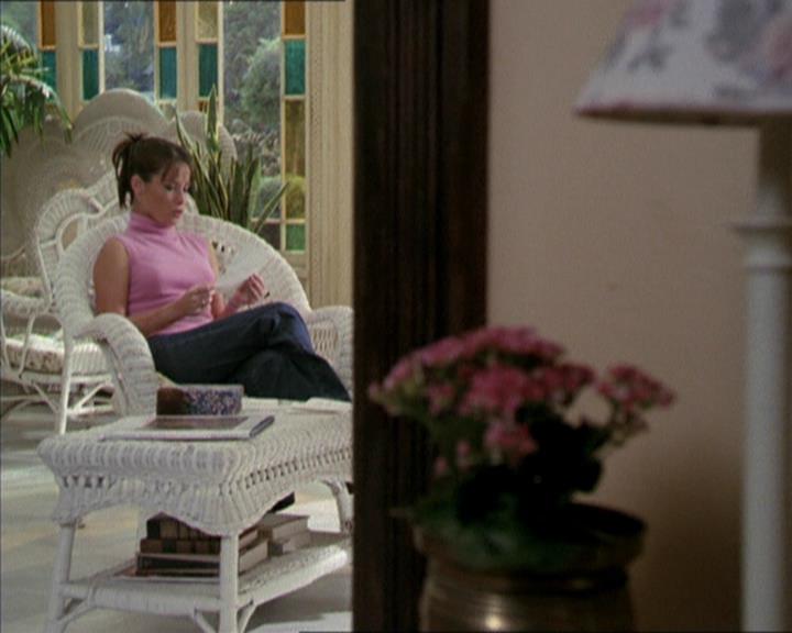 Charmed-Online-dot-net_208P3H201600.jpg