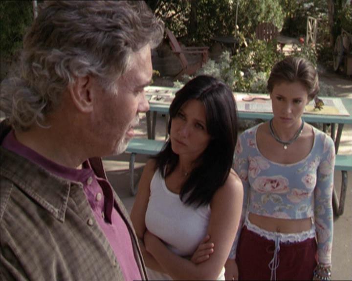 Charmed-Online-dot-net_208P3H201694.jpg Charmed-Online-dot-net_208P3H201694.jpg