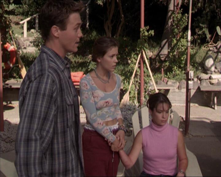 Charmed-Online-dot-net_208P3H201713.jpg