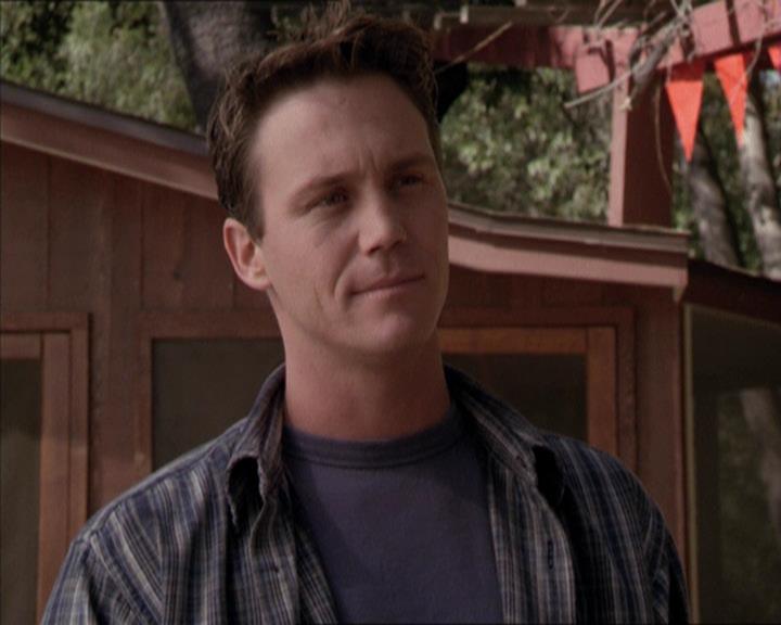 Charmed-Online-dot-net_208P3H201717.jpg