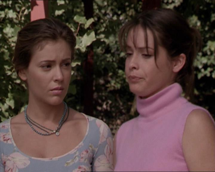 Charmed-Online-dot-net_208P3H201773.jpg