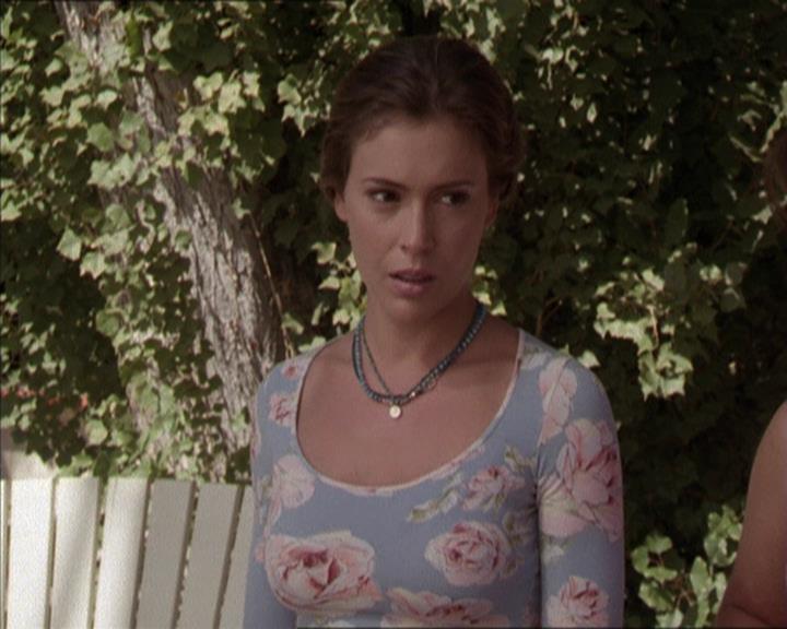 Charmed-Online-dot-net_208P3H201789.jpg
