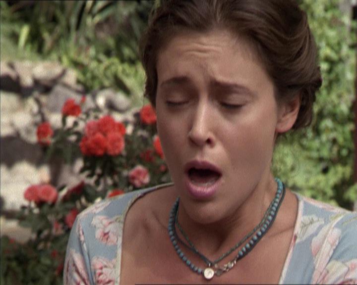 Charmed-Online-dot-net_208P3H201854.jpg