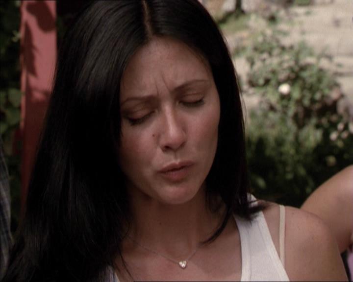 Charmed-Online-dot-net_208P3H201892.jpg