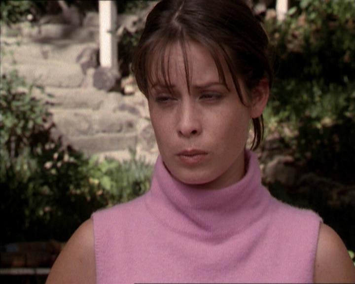 Charmed-Online-dot-net_208P3H201897.jpg