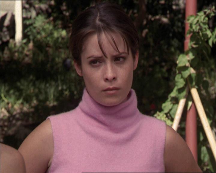 Charmed-Online-dot-net_208P3H201913.jpg