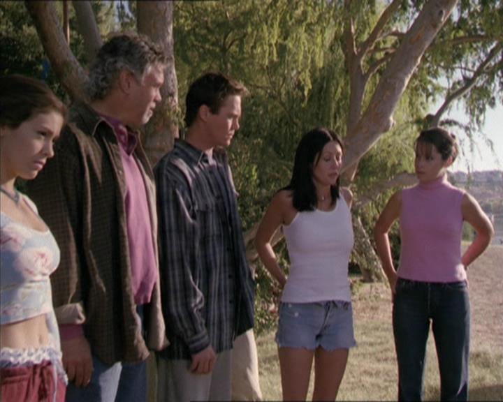 Charmed-Online-dot-net_208P3H201932.jpg