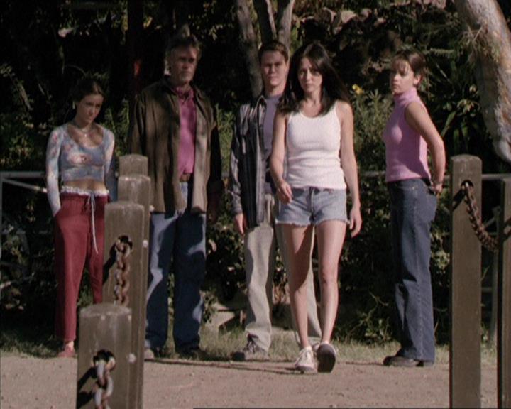 Charmed-Online-dot-net_208P3H201938.jpg