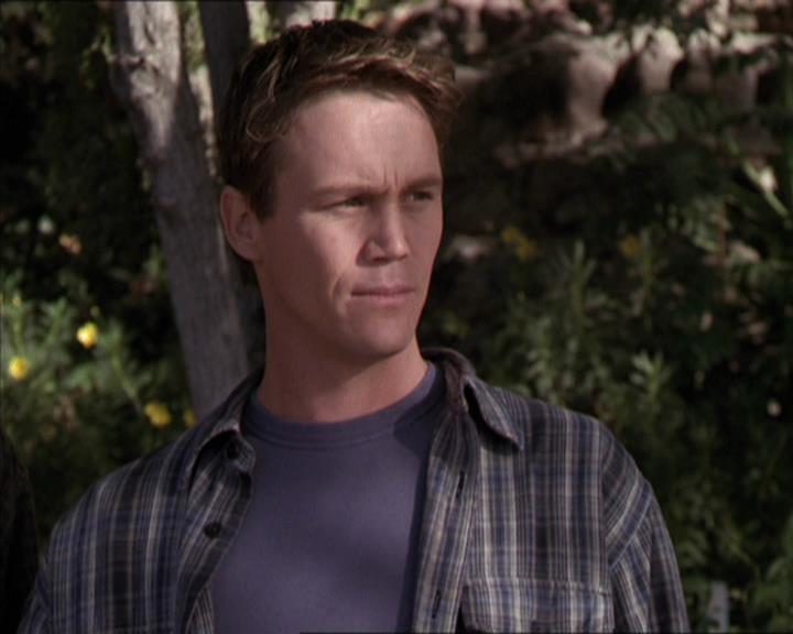 Charmed-Online-dot-net_208P3H201950.jpg
