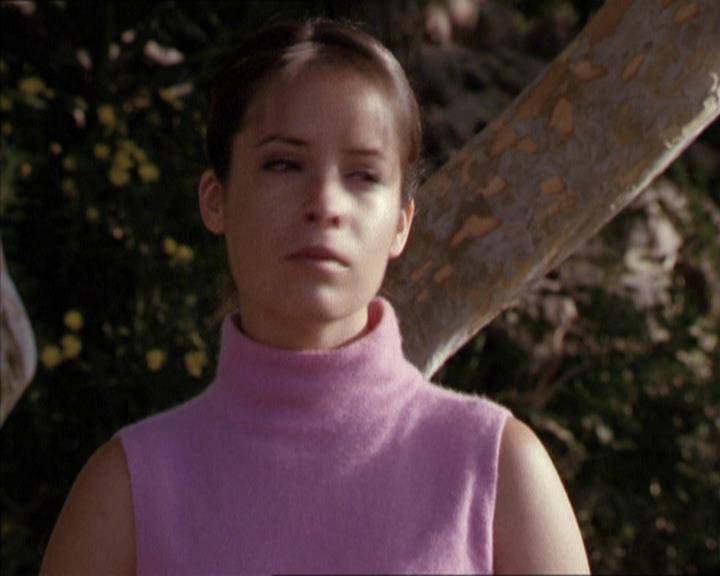 Charmed-Online-dot-net_208P3H201951.jpg
