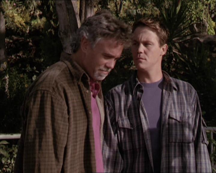 Charmed-Online-dot-net_208P3H201955.jpg
