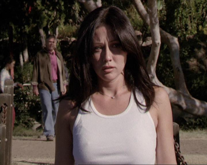 Charmed-Online-dot-net_208P3H201956.jpg