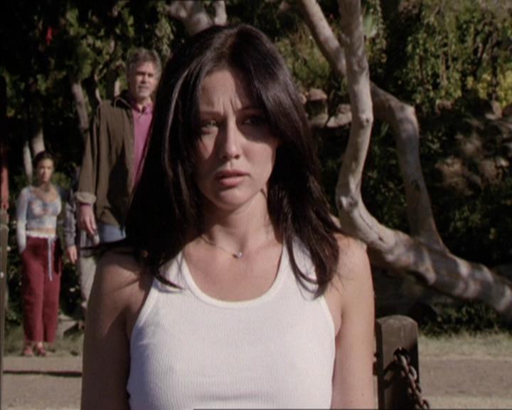 Charmed-Online-dot-net_208P3H201958.jpg