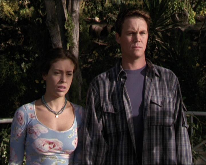 Charmed-Online-dot-net_208P3H201960.jpg