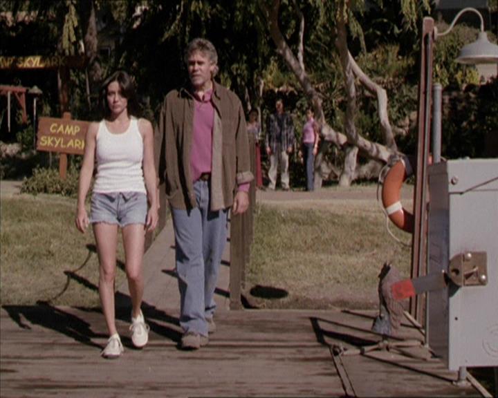 Charmed-Online-dot-net_208P3H201974.jpg
