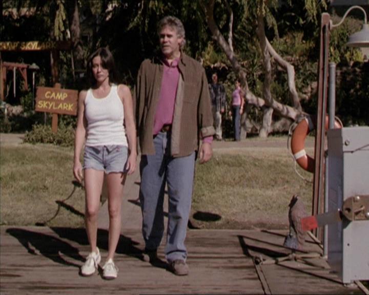 Charmed-Online-dot-net_208P3H201975.jpg