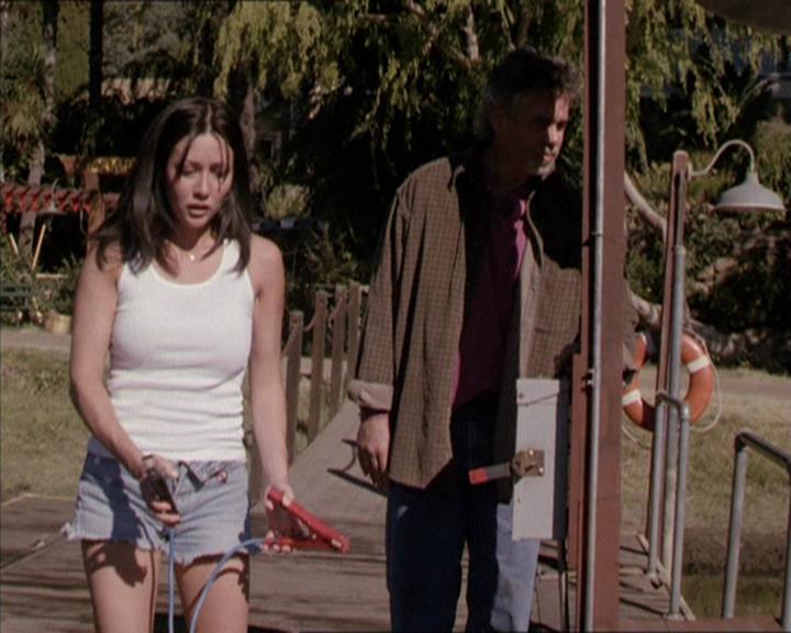 Charmed-Online-dot-net_208P3H201985.jpg
