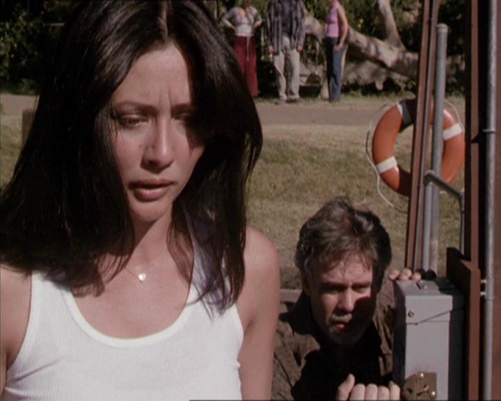 Charmed-Online-dot-net_208P3H201999.jpg