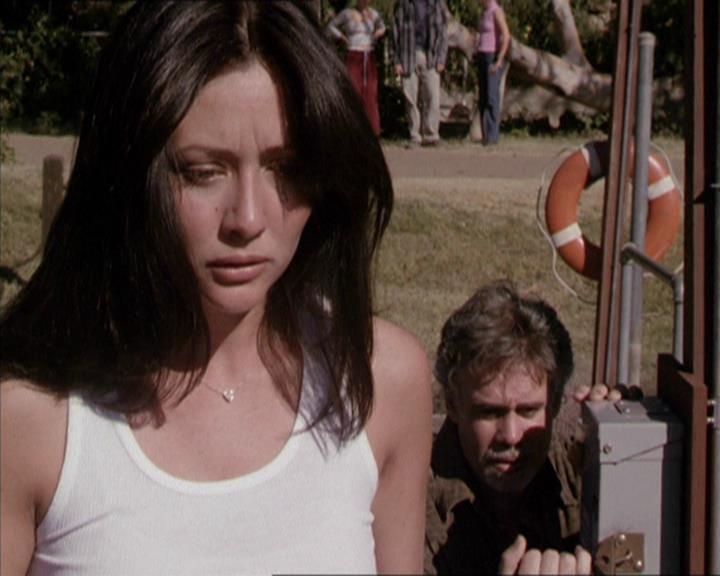 Charmed-Online-dot-net_208P3H202011.jpg