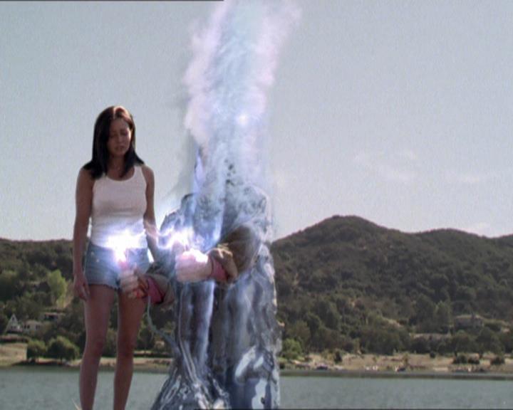 Charmed-Online-dot-net_208P3H202043.jpg