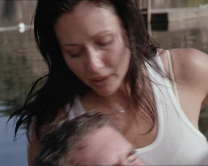 Charmed-Online-dot-net_208P3H202047.jpg