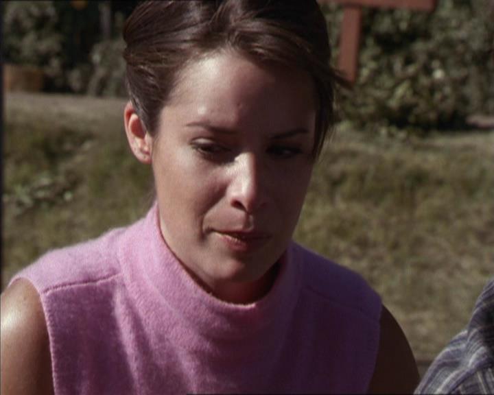 Charmed-Online-dot-net_208P3H202063.jpg