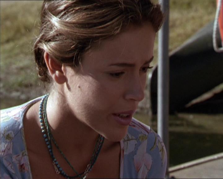 Charmed-Online-dot-net_208P3H202075.jpg
