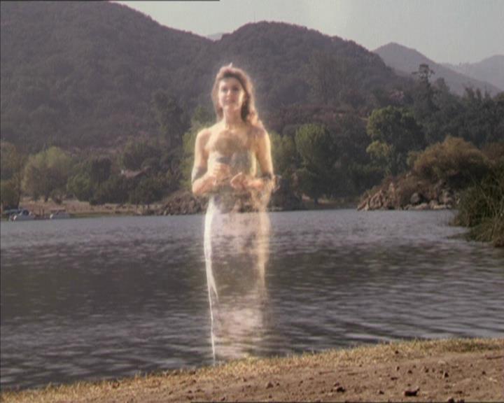 Charmed-Online-dot-net_208P3H202110.jpg