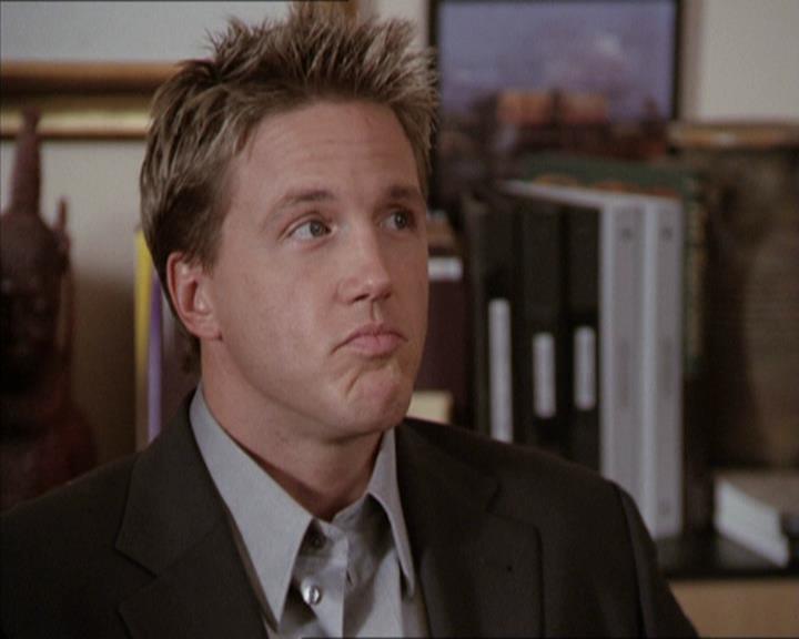 Charmed-Online-dot-net_208P3H202211.jpg