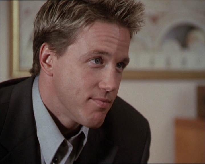 Charmed-Online-dot-net_208P3H202218.jpg