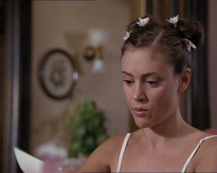 Charmed-Online-dot-net_208P3H202265.jpg
