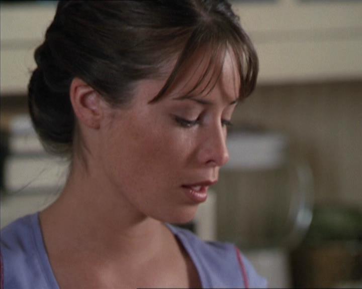Charmed-Online-dot-net_208P3H202297.jpg