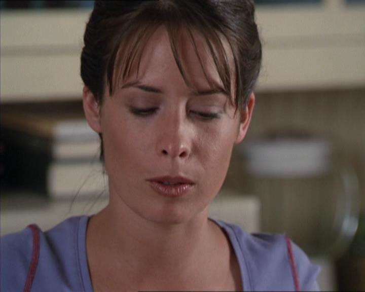 Charmed-Online-dot-net_208P3H202300.jpg