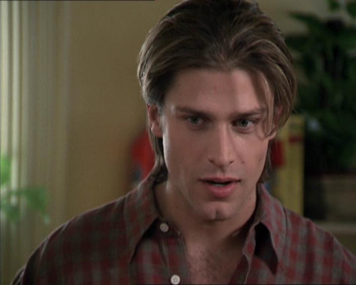 Charmed-Online-dot-net_208P3H202393.jpg