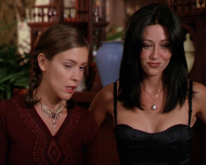 Charmed-Online-dot-net_209MsHellfire0090.jpg