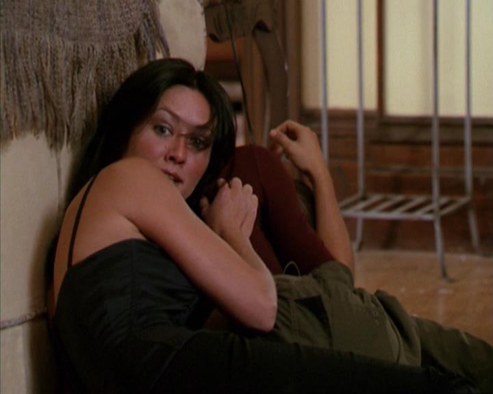 Charmed-Online-dot-net_209MsHellfire0101.jpg