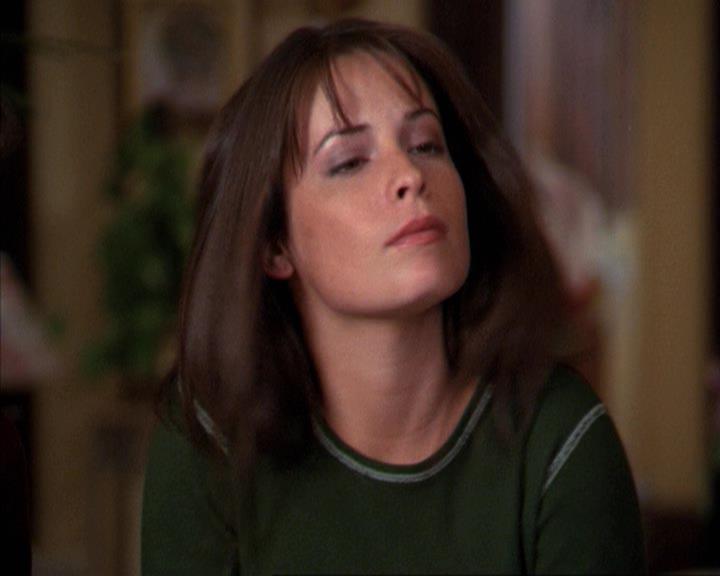Charmed-Online-dot-net_209MsHellfire0402.jpg