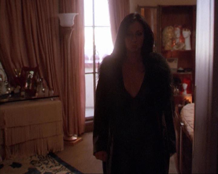 Charmed-Online-dot-net_209MsHellfire0773.jpg
