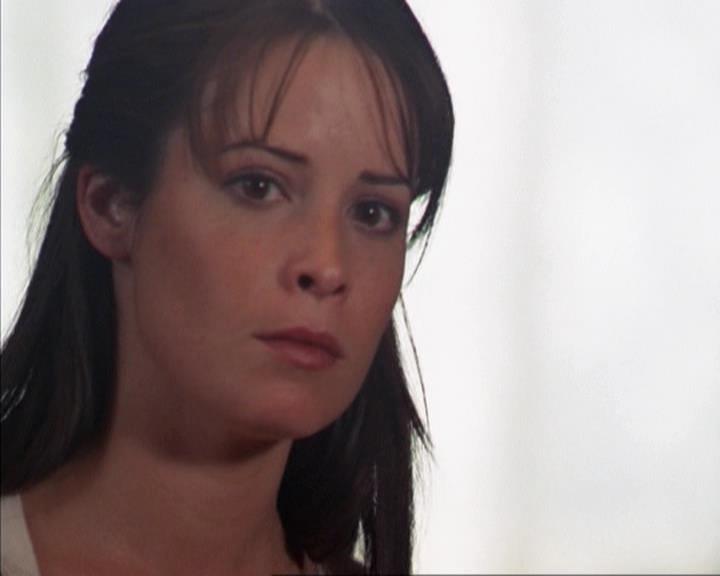 Charmed-Online-dot-net_209MsHellfire0870.jpg