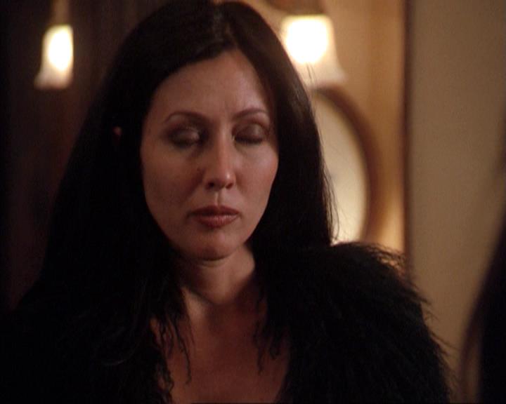Charmed-Online-dot-net_209MsHellfire1502.jpg