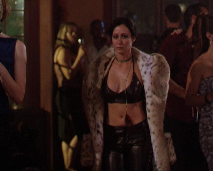 Charmed-Online-dot-net_209MsHellfire1570.jpg