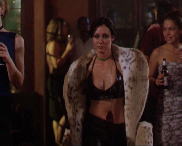 Charmed-Online-dot-net_209MsHellfire1571.jpg