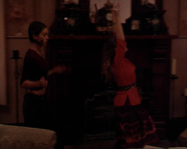 Charmed-Online-dot-net_209MsHellfire1704.jpg
